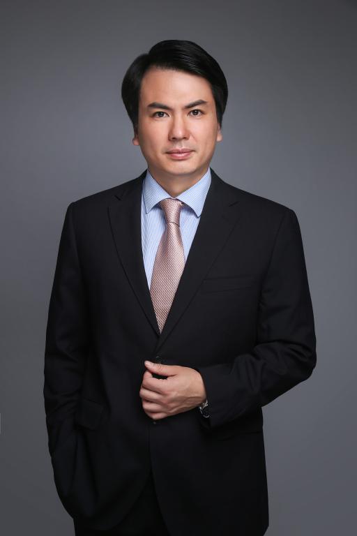 院长兼MBA教育中心主任  林嵩